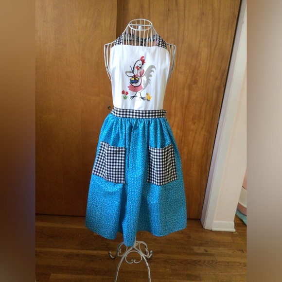 Tea towel chicken apron - Picture 3 of 7